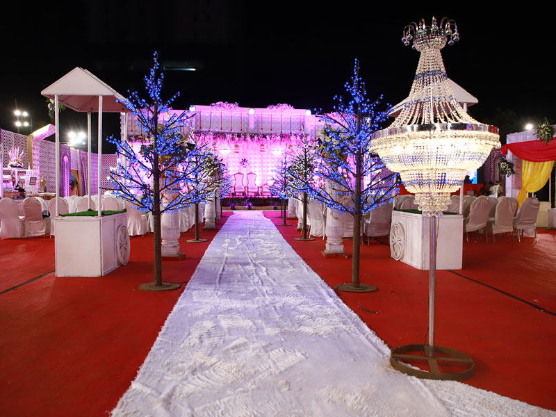 Since 1994, Jyoti Punjab Caterers has been in the best party catering business services in mumbai 